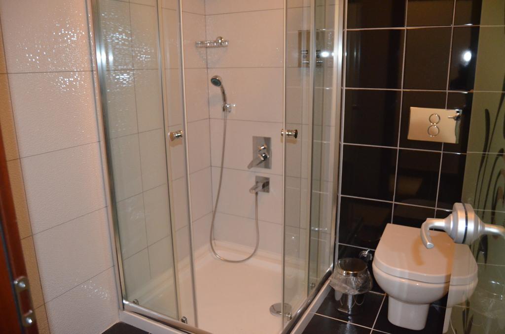 The Gala Palace Suits Kars Chambre photo