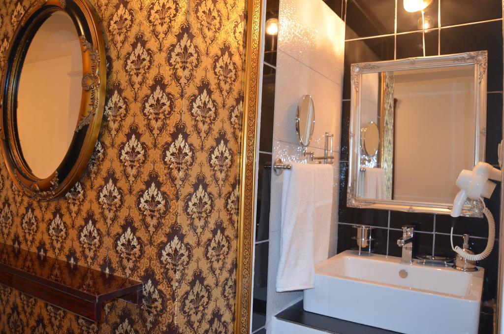 The Gala Palace Suits Kars Chambre photo