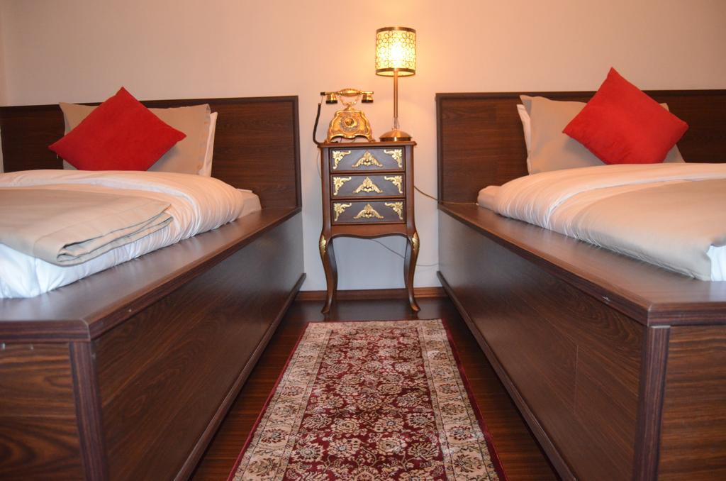 The Gala Palace Suits Kars Chambre photo