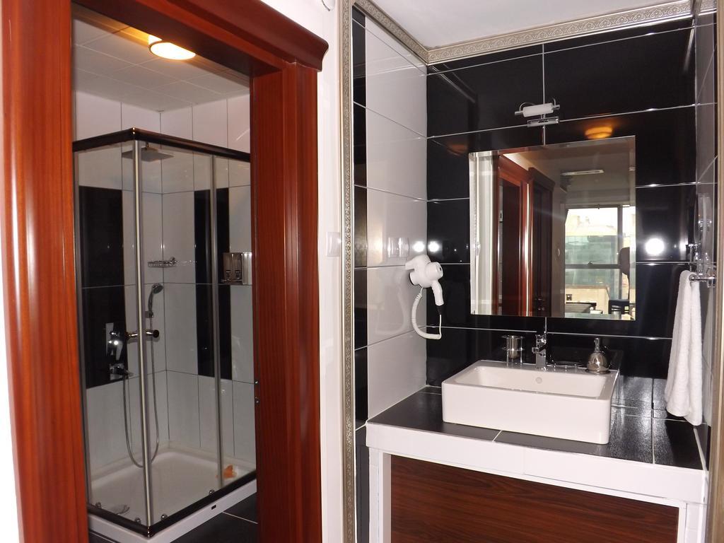 The Gala Palace Suits Kars Chambre photo
