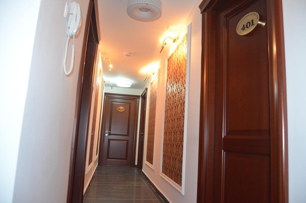 The Gala Palace Suits Kars Chambre photo