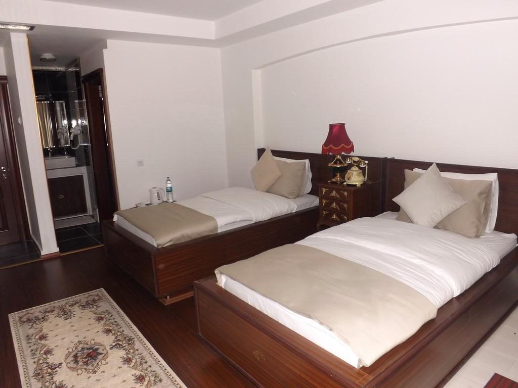 The Gala Palace Suits Kars Chambre photo