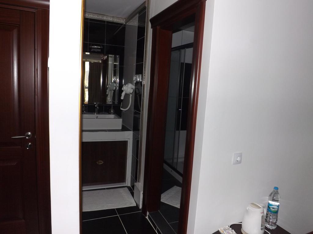 The Gala Palace Suits Kars Chambre photo